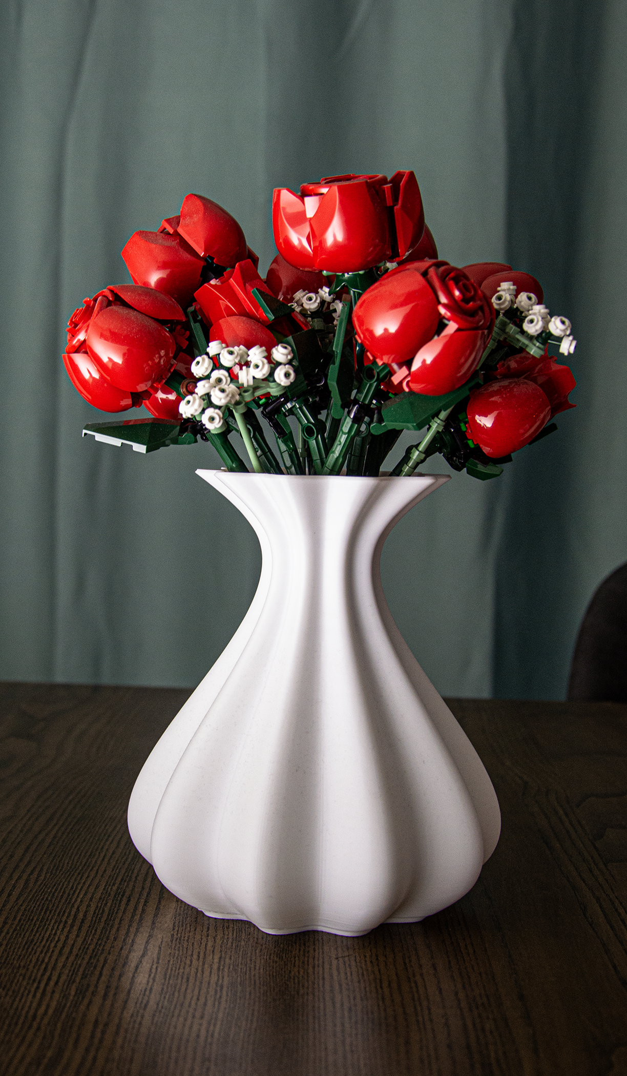 Flow Vase – Modern Decorative Vase